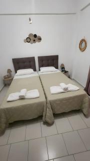 Dionysus House - 3