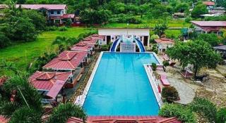 Pilot Hotel -  - 3