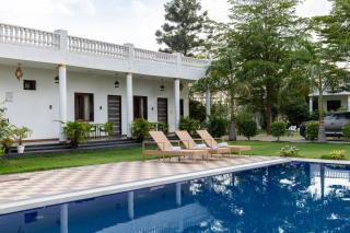 Alaya stays Haven Villa 3-BHK Villa With Swimming Pool And Garden Area - 4
