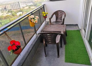 Oasis B - Modern 1BHK with Balcony & Parking - 3