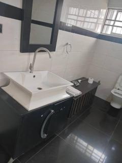 Blue moon hotel Victoria Island - 9