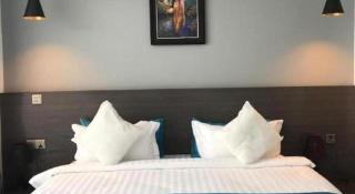 Good Time Boutique Hotel - 6