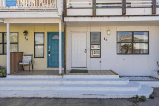 Destin Townhome • Walk to Sandy Beach & Water Taxi - 1