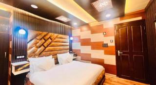 Pine View Resort - 1