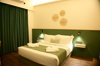 Earth Hotels Hebbal - 9