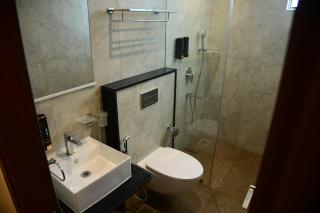 Earth Hotels Hebbal - 2