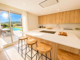 Naramia Sagaro Villa - with Pool-garden-10 Pax - 3