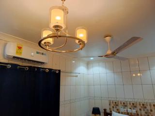 Trapezium Lodge - 3