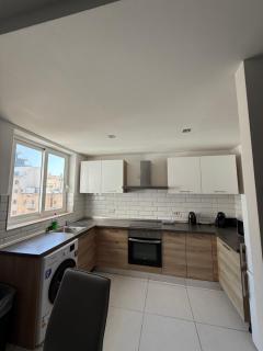 Large Paceville Central Apartment 2 - 2