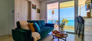 Phaedrus Living Seaview Flat Lighthouse 49 - 5