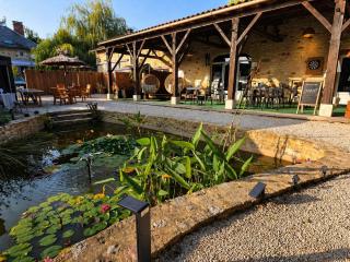 La biche au bois piscine chauffee jacuzzi - 2