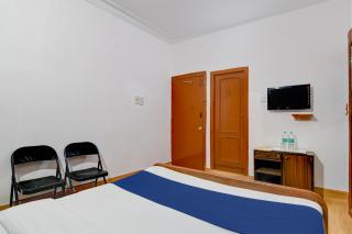 Brill Rooms Near City Centre Metro Station - 3