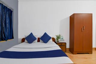 Brill Rooms Near City Centre Metro Station - 6