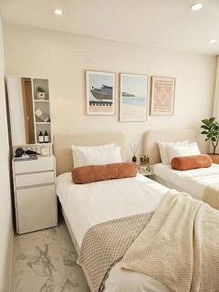 Sinchon Mapo 3 Bed, 3 min to station 2 BR, 1 Bath - 9