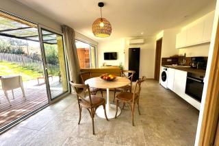 Ferienunterkunft Alivu privater Garten Grill beheizter Pool - 7