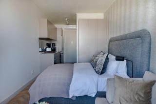 Secure Rosebank Apartment-back up power and fast wifi - 4