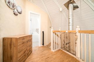 Kugelhaus Tamika - Sauna, Whirlpoolwanne und Kamin am Tollensesee - 6
