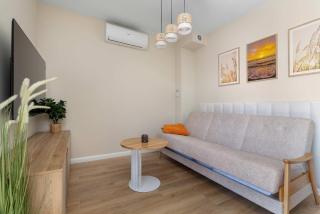Przytulny Apartament z Ogrodem i Parkingiem by Noclegi Renters - 6