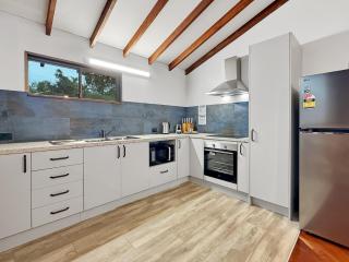 Peaceful 3-Bed Stay Near the Coast - 1