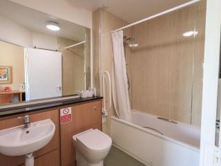 Jubilee First-floor Single Bedroom - 5