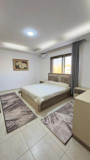 Luxury 2-Bedroom Stay in a Prime Location - 9