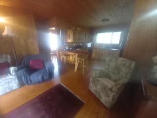 Emerald Hill Cabin - 3