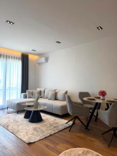 Exclusive Penthouse 1 - 1