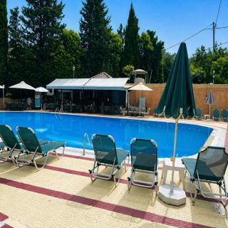 Donna's Luxury home in Kassiopi with Pool 300m to Sea - 4