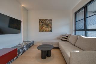 DOKI Living by Q4Apartments Parking & Foodhall - Danzig - 1