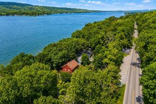 60' Honeoye Lakefront Dock Kayaks Lake Views - 3