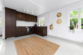 Charming Summer House With Sea View On Tjøme - 9