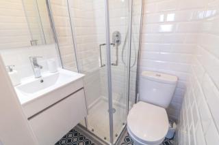 #063 Beach Apartment Steps from Ocean - Albufeira - 2