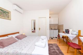 Apartments Emmas studio - Stari Grad - 3