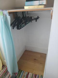 Spacious, pretty double room with ensuite near sea - 4