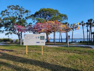 Manatee River Bungalow - 3 Riverwalk Home - 3