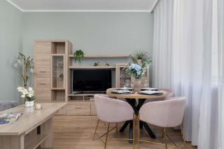 Modern Studio close to the Old Market Square and the Warta River by Noclegi Renters - 1