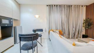 Jolie Homes - 7