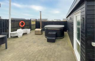 Cozy Home In Ulfborg With Wifi - 1
