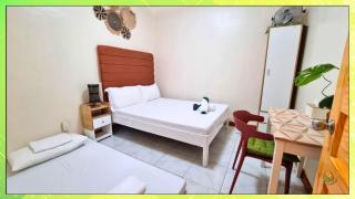 Peaceful Transient, Room for Solo, Couple or Trio Travelers - Richkizz - 0