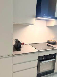 Aura Suite - 8
