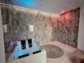 Crystal Home - 9