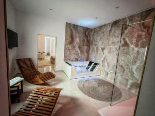 Crystal Home - 5