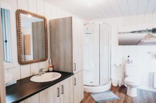 River & Miller Zoo - Louna-Nuage Shack - 4