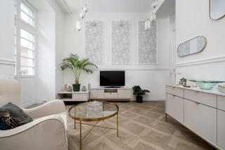 River Art Deco Luksusowy Apartament w Centrum blisko Rynku by Renters Prestige - 5