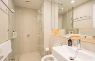 Waterfront 1BR Apt Docklands City View and Parking#8317 - 8