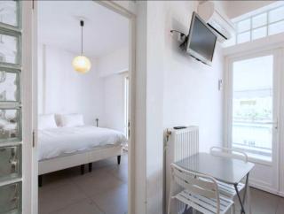 Acropolis Charming Apartment with Large Balcony - DM17 - Athen - 4