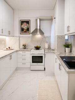 Urban Noir Escape, Neos Kosmos Chic Stay - 9
