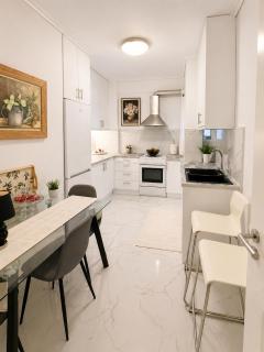 Urban Noir Escape, Neos Kosmos Chic Stay - 6