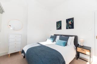 Tranquil Twickenham Gem 3 mins to Station & Thames - Pass the Keys - 8