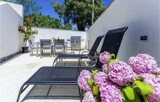 Amazing Apartment In Krnica - 4